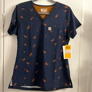 Carhartt scrub top horse small